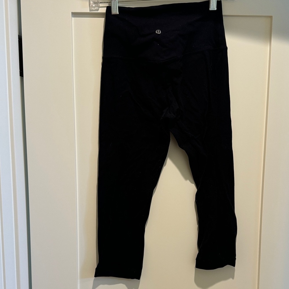 lululemon athletica Black High-Rise Cropped Leggings